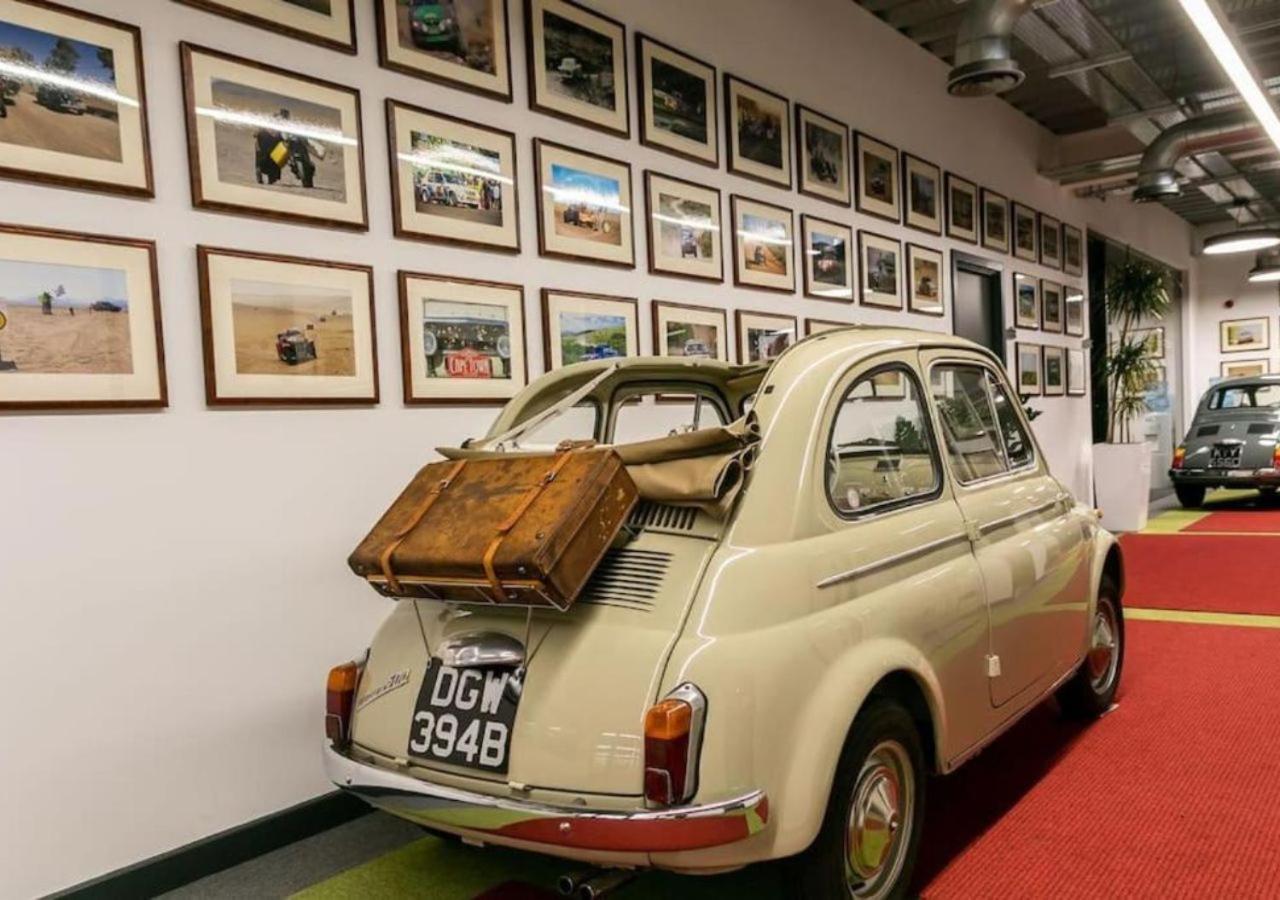 Duclos At Bicester Heritage Exteriér fotografie